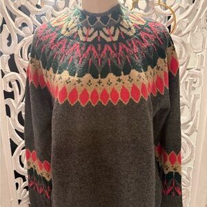 Vince Camuto Red and Green Knit Sweater